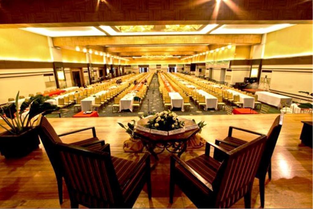 แอล ฟิชเชอร์ โฮเต็ล Hotel บาโคลอด ภายนอก รูปภาพ
