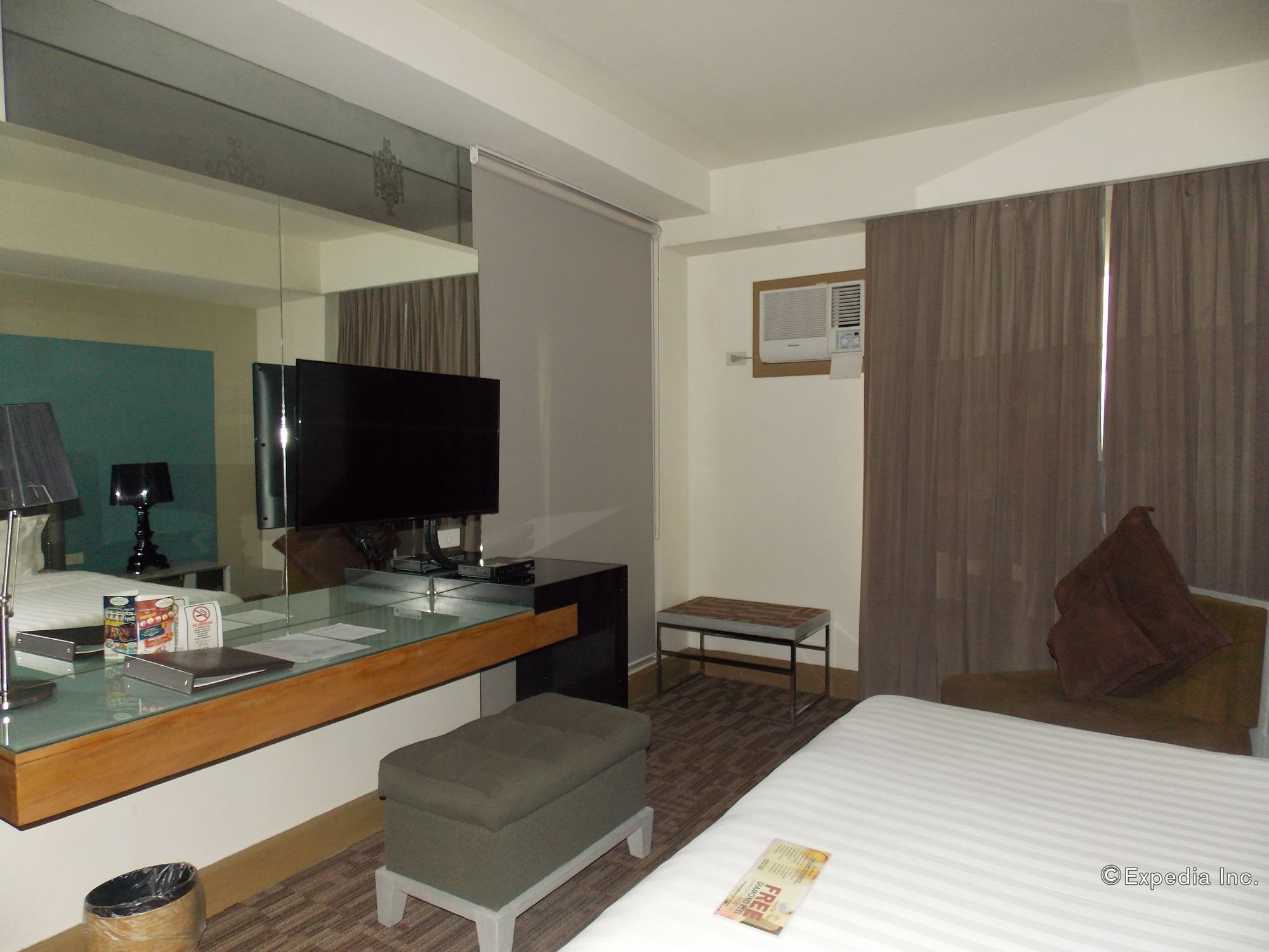แอล ฟิชเชอร์ โฮเต็ล Hotel บาโคลอด ภายนอก รูปภาพ