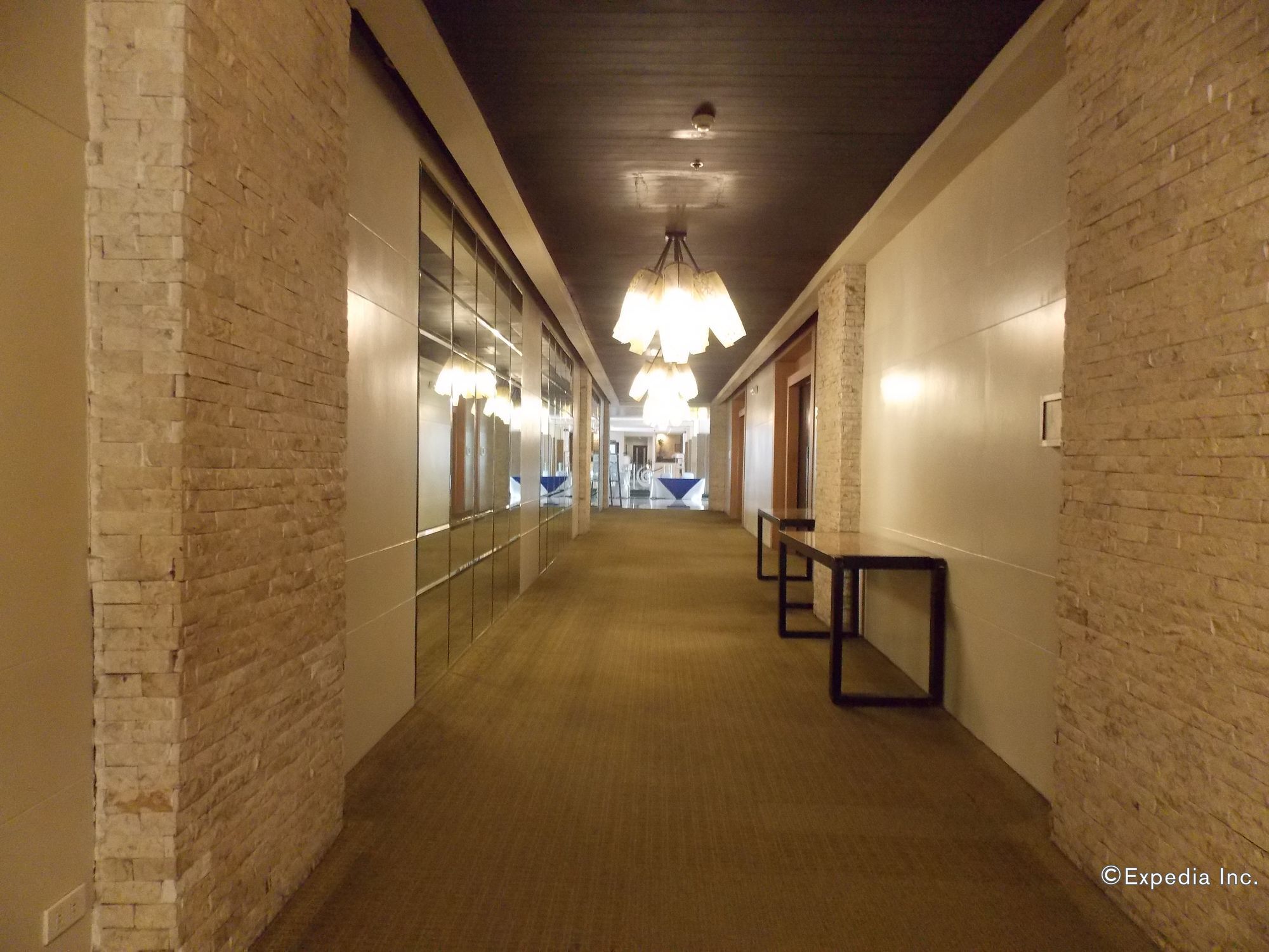 แอล ฟิชเชอร์ โฮเต็ล Hotel บาโคลอด ภายนอก รูปภาพ